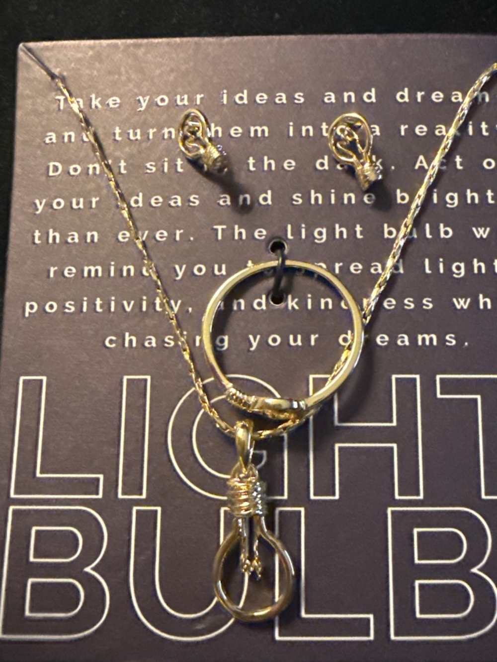 NWT. Earring, ring and necklace Set. Gold.